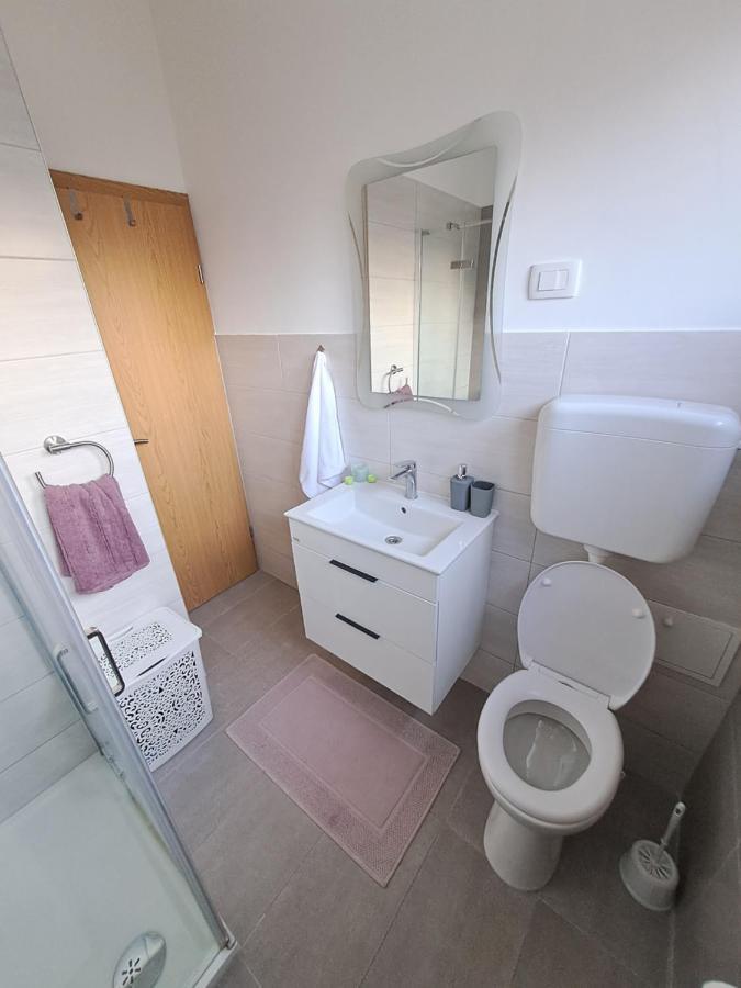 Yulia Apartman PUY Exterior foto