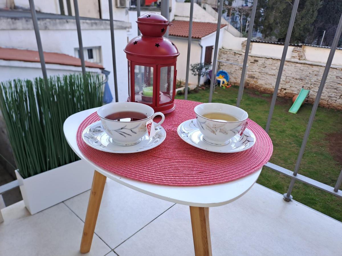 Yulia Apartman PUY Exterior foto
