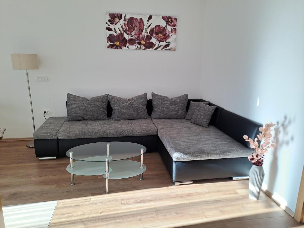 Yulia Apartman PUY Exterior foto